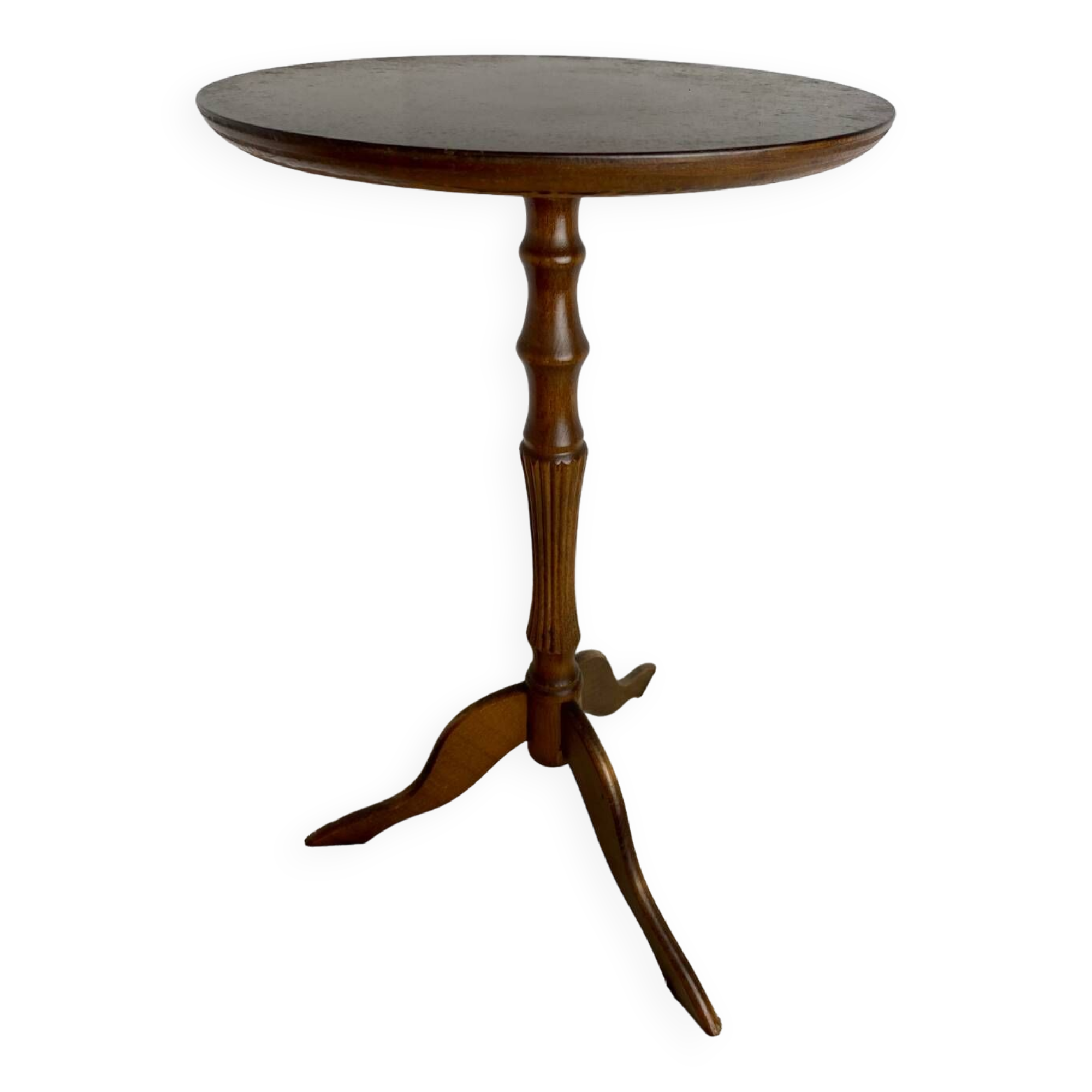 Wooden pedestal table
