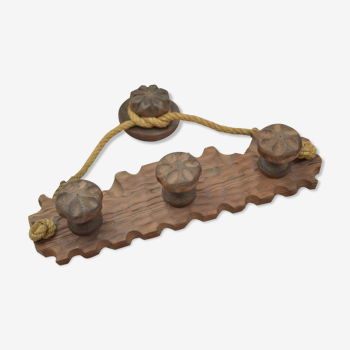 Wooden wall coat rack chalet/mountain spirit with cord