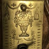 Breton wedding armoire in chestnut - Dated 1869