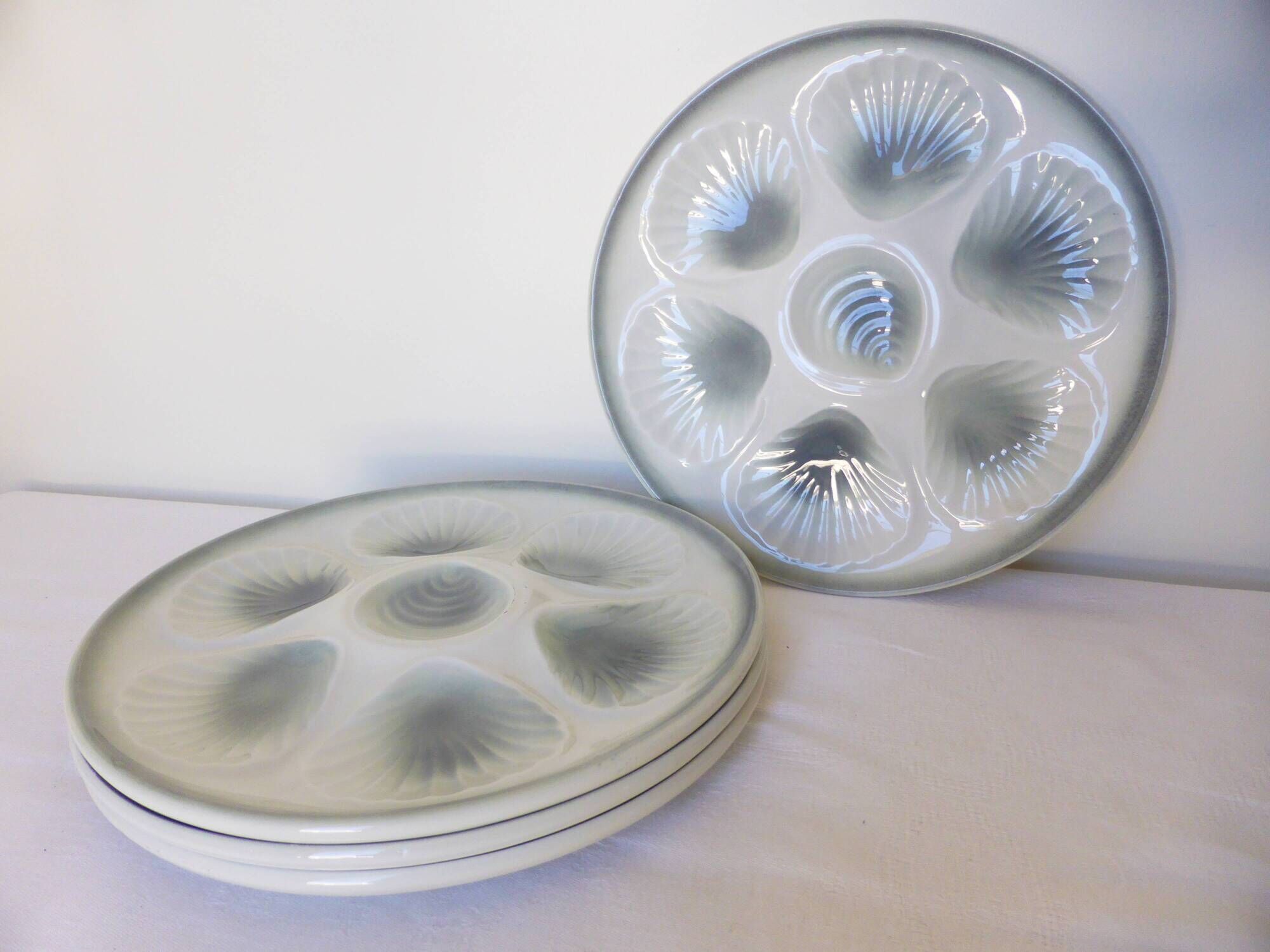 4 vintage Moulin des Loups porcelain oyster plates 2106172