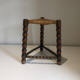 French mulched tripod stool