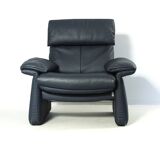 This leather 2-seat functional sofa Lugano was designed in 1985 and produce