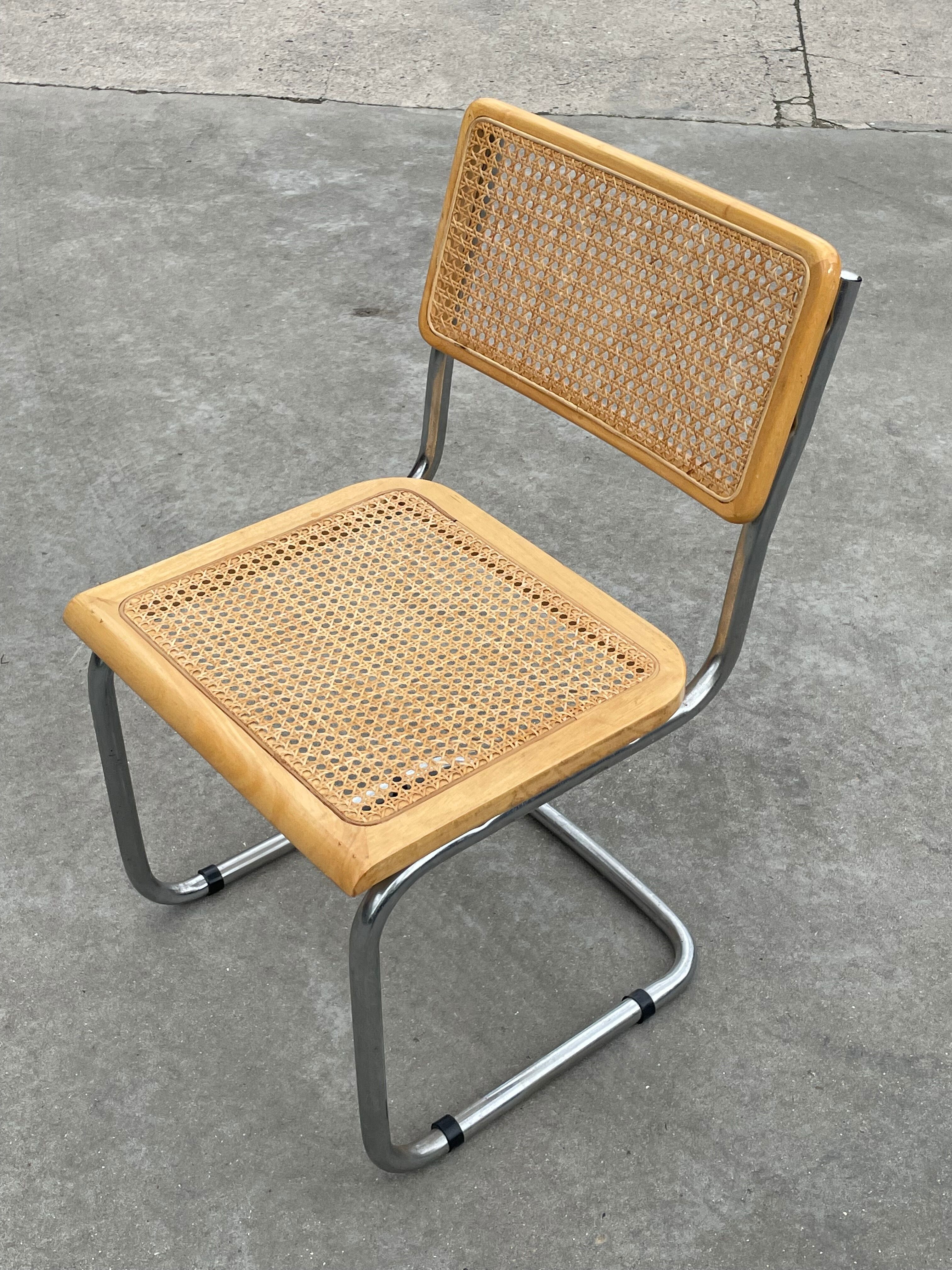 Cesca design chair b32 model in chrome design