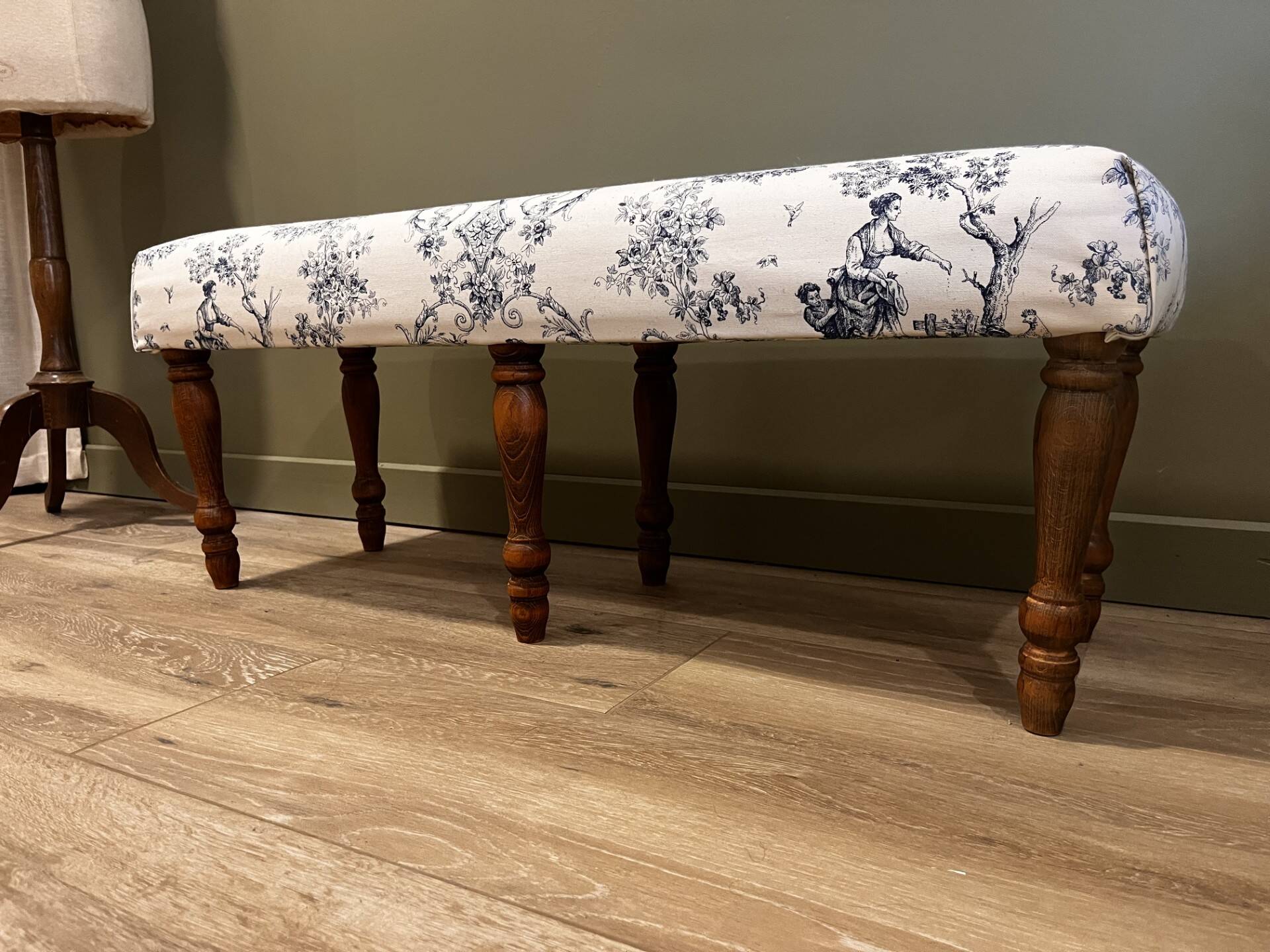 Upholstered bench