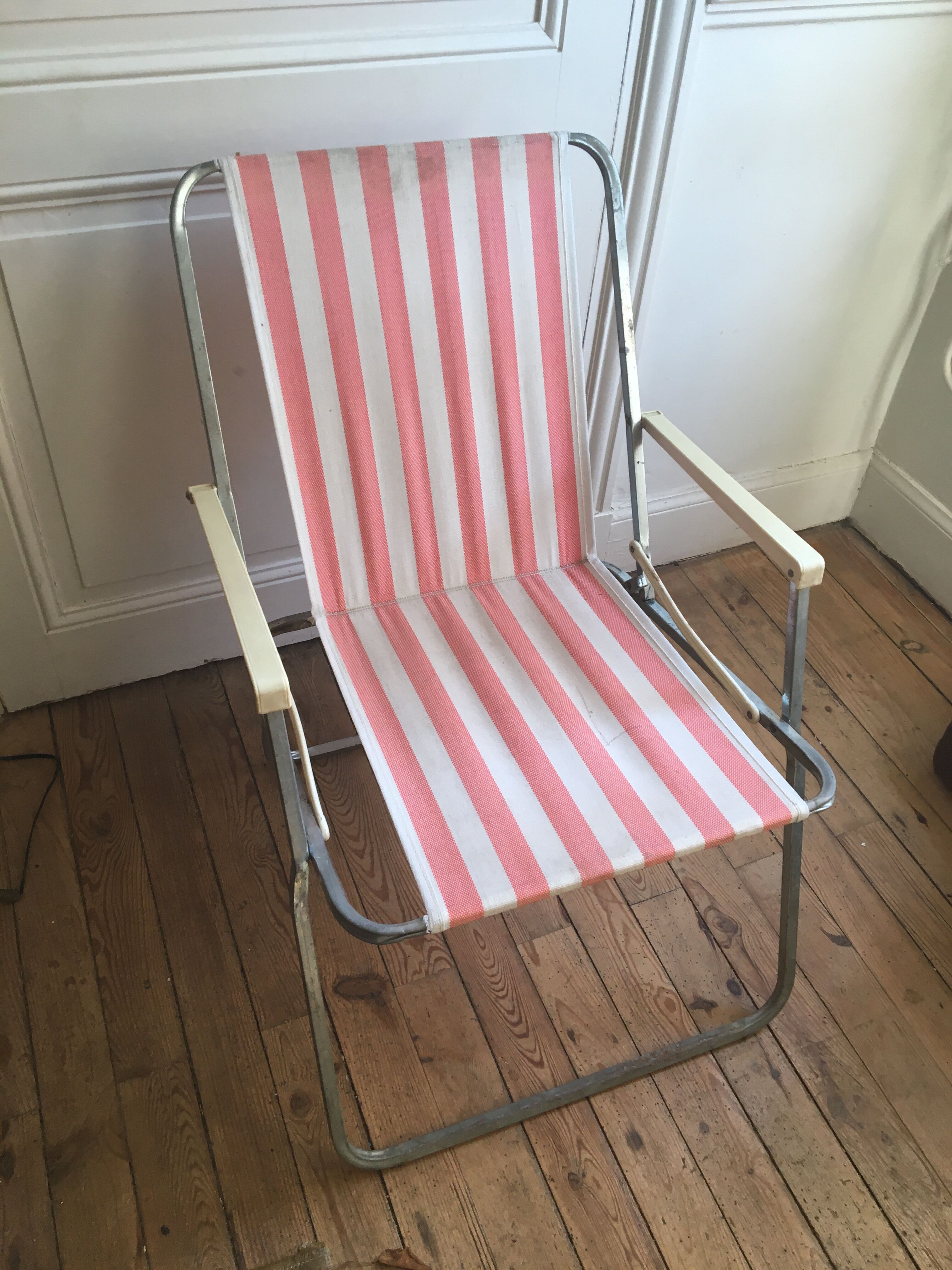 Vintage folding chair