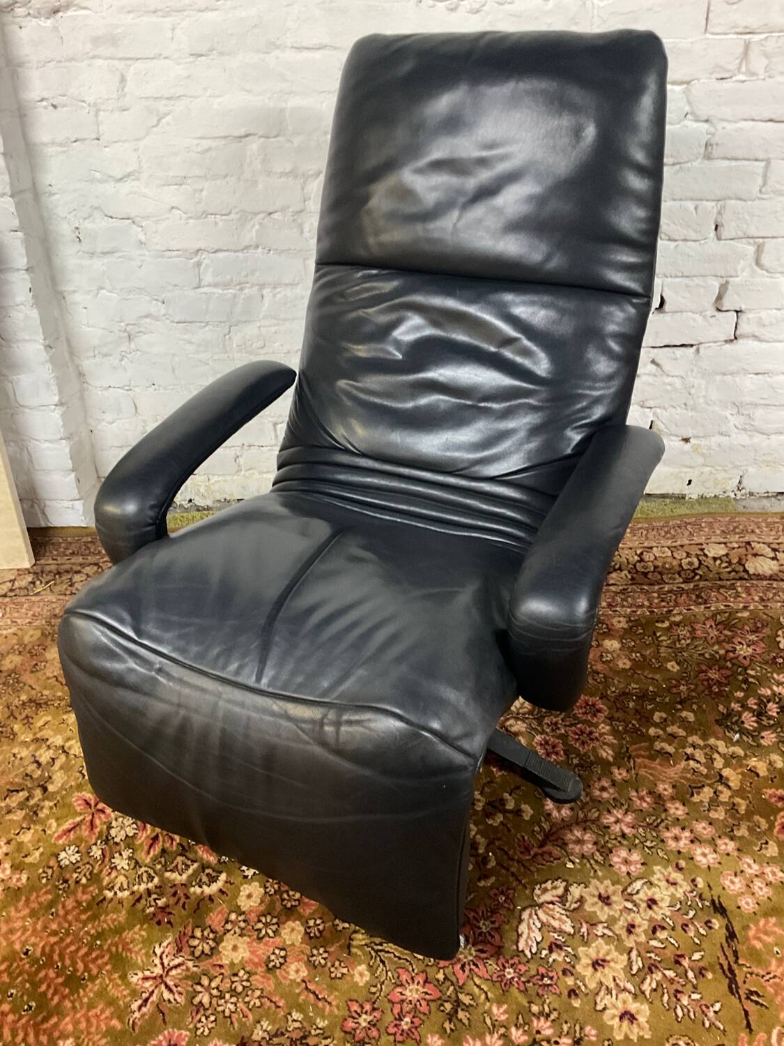 Jori black leather relax armchair from the 80s