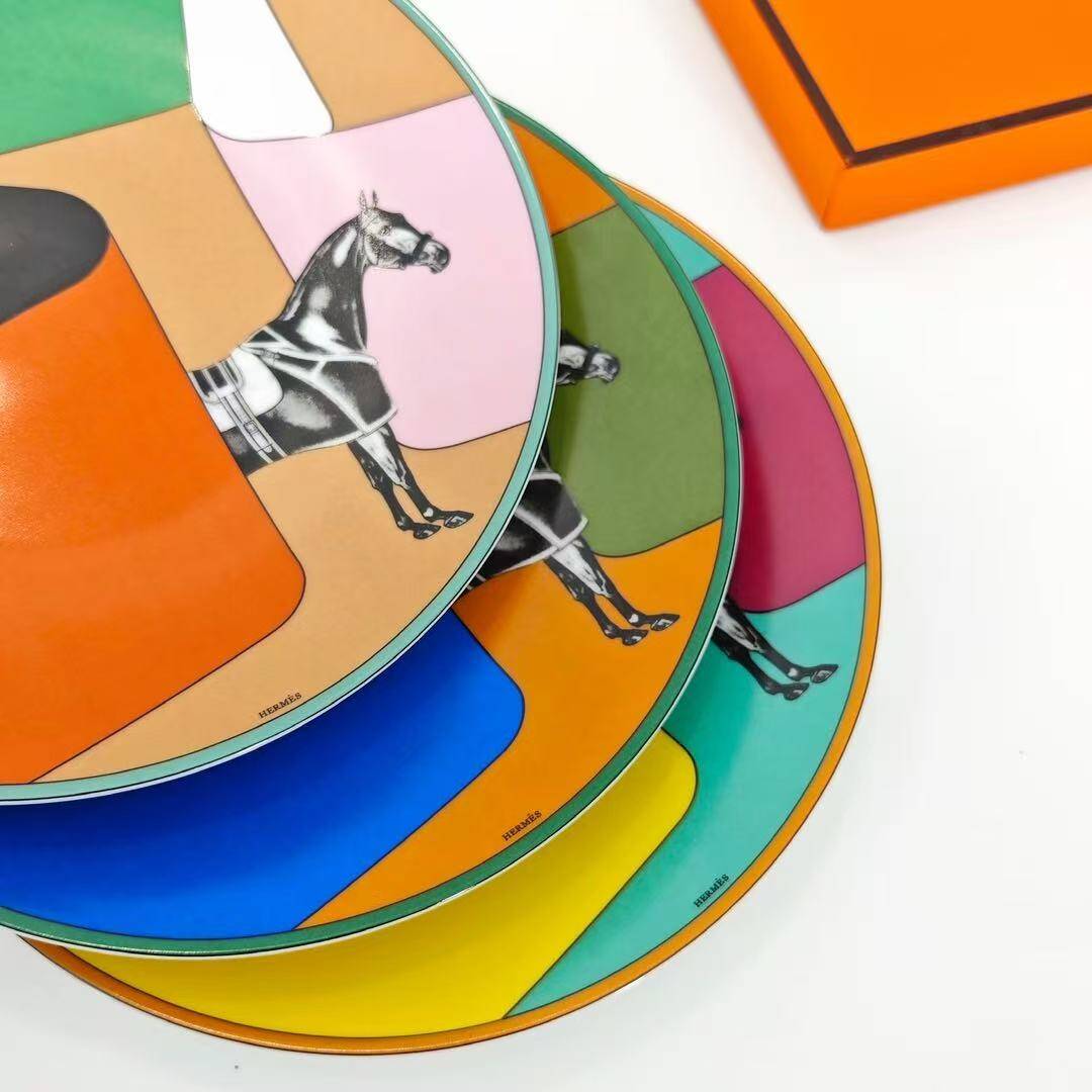 Hermès “La Serpentine” Porcelain Dinner Plate Set of 3