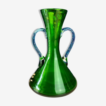 Vase en verre coloris vert année 50