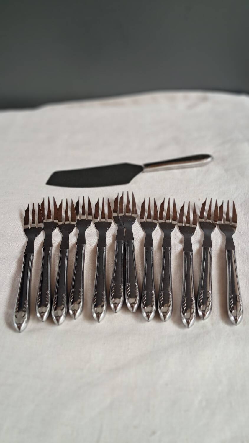 Cake forks