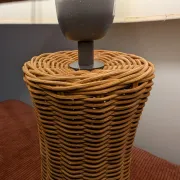 Vintage table lamp in woven rattan, honey colour & beige lampshade –