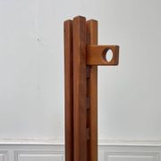 Duo de porte-manteaux 1970 en orme massif