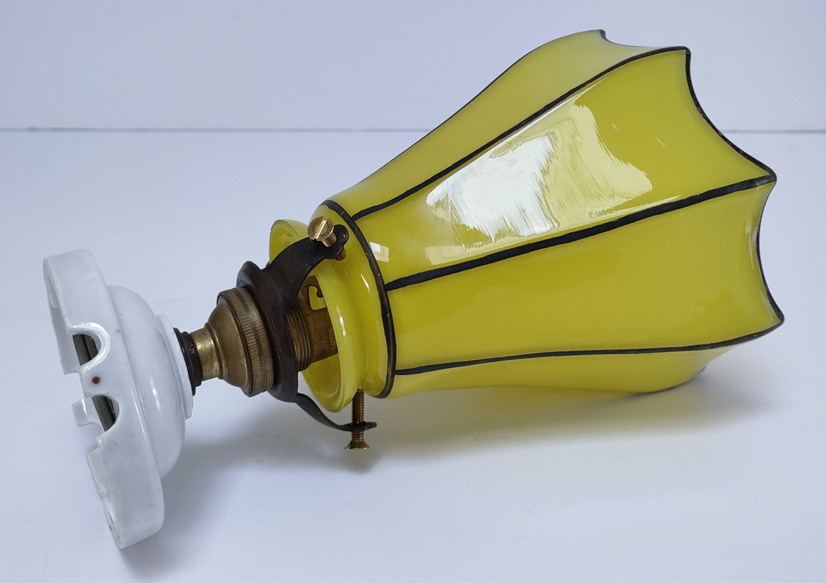 Yellow glass porcelain lamp, early 20th century