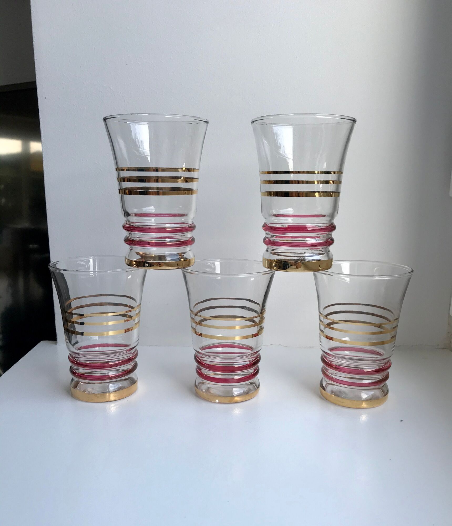Set of 5 red and gold spiral water glasses 50-60s