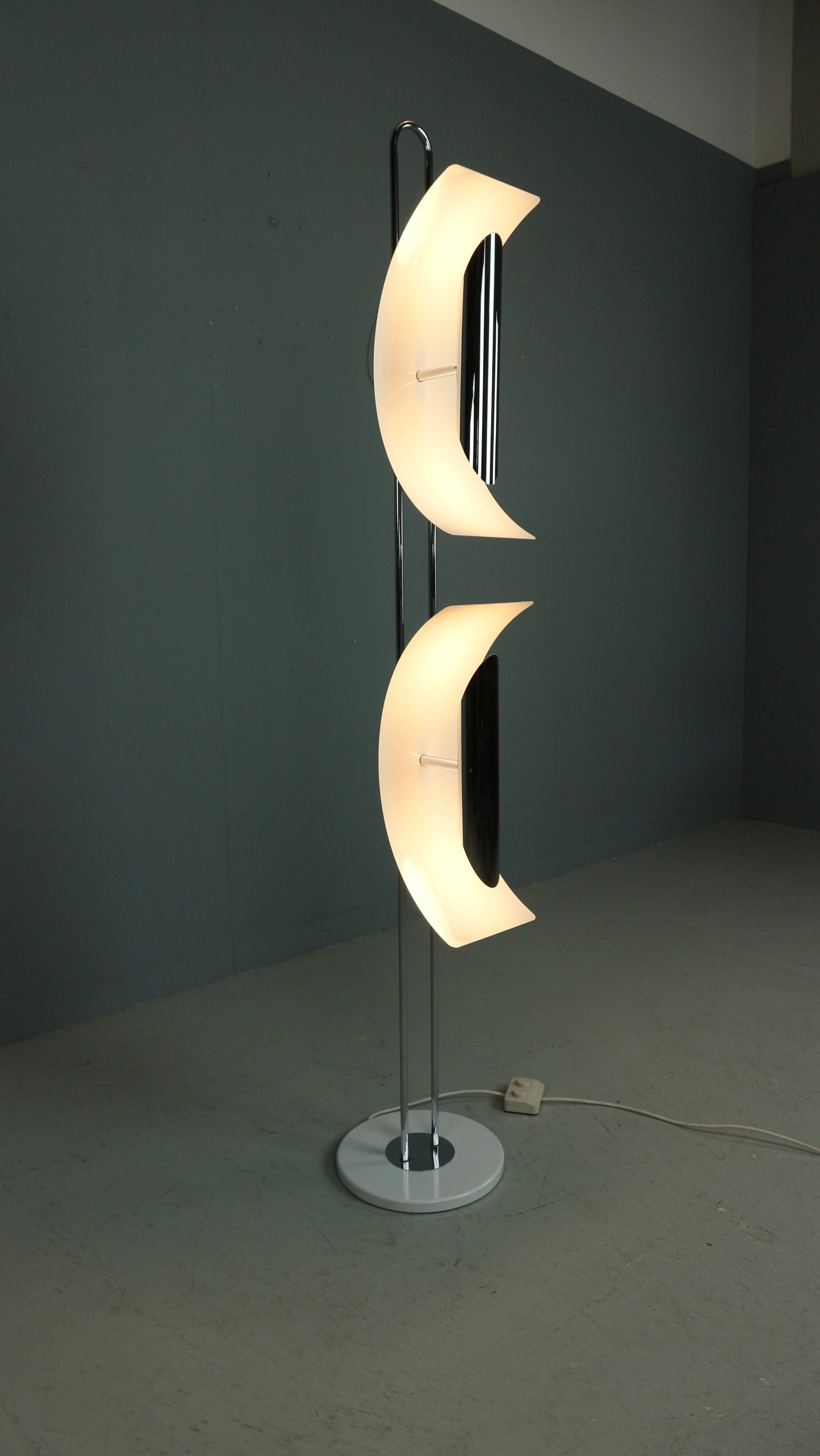 Vintage floor lamp by Goffredo Reggiani Italy 1960