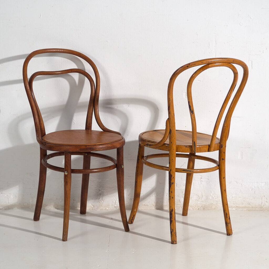 Anciennes chaises Thonet (c.1920). Ensemble de 2 pièces #6