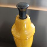 Wooden pepper shaker with pusher '60