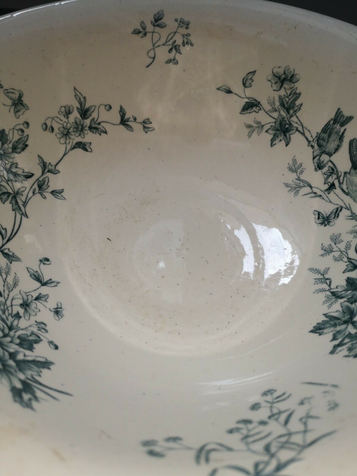 Old dish type bowl on foot, earthenware Iron earth blue Longwy Cute Birds Ø 27 cm
