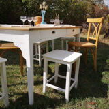 Farm table