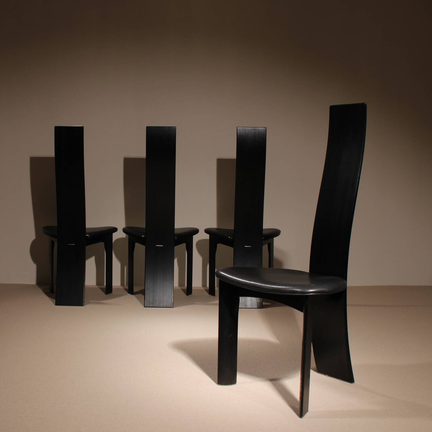 Four Sculptural ‚Iris‘ Chairs by Bob van den Berghe for Tranekaer