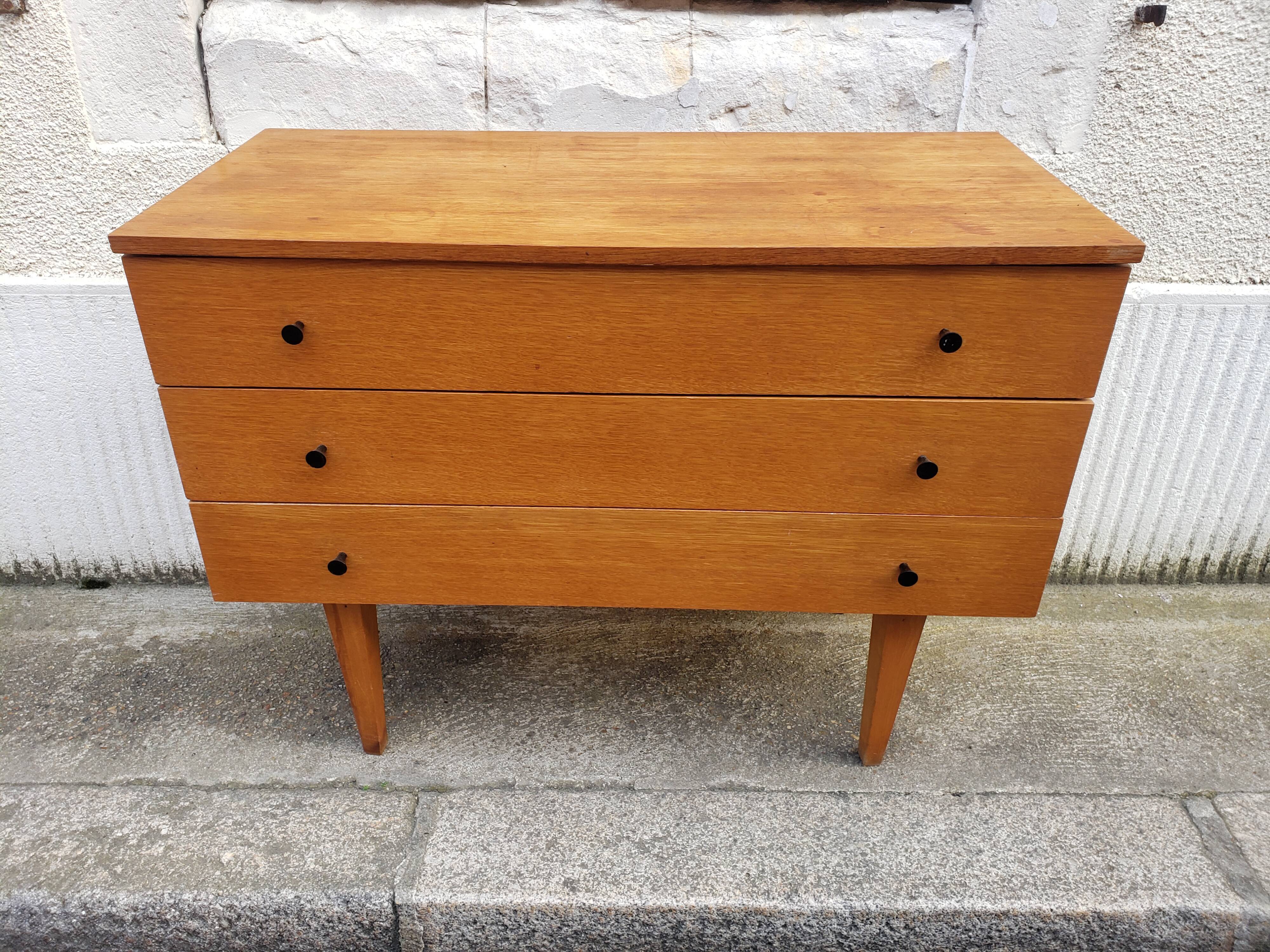 Commode vintage pied droit Aretha