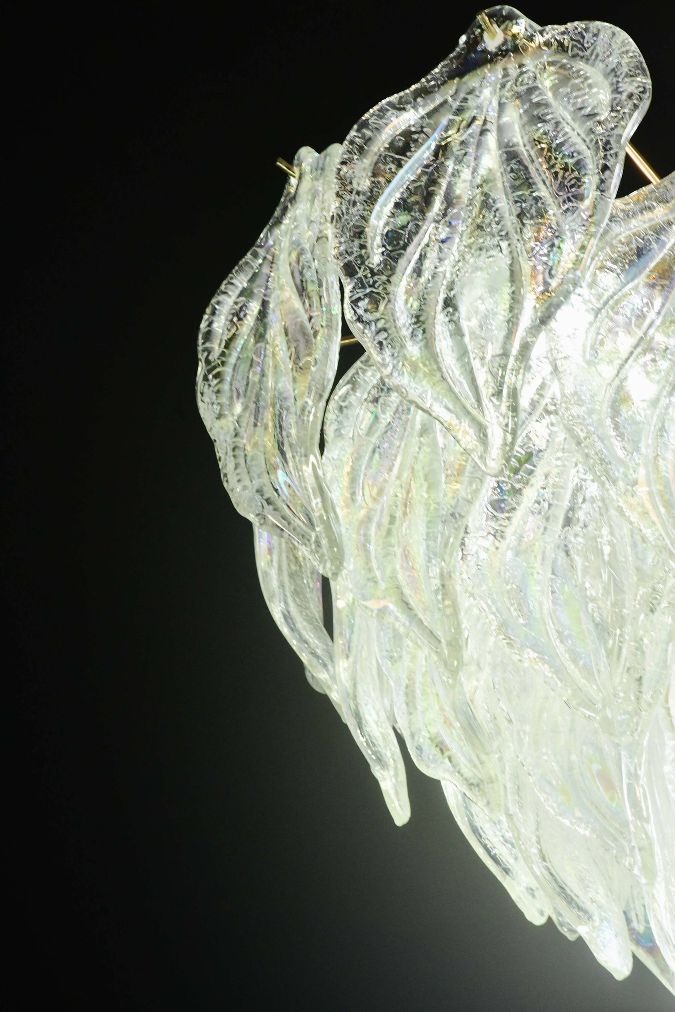 Superbe grand lustre en verre de Murano avec feuilles arc-en-ciel