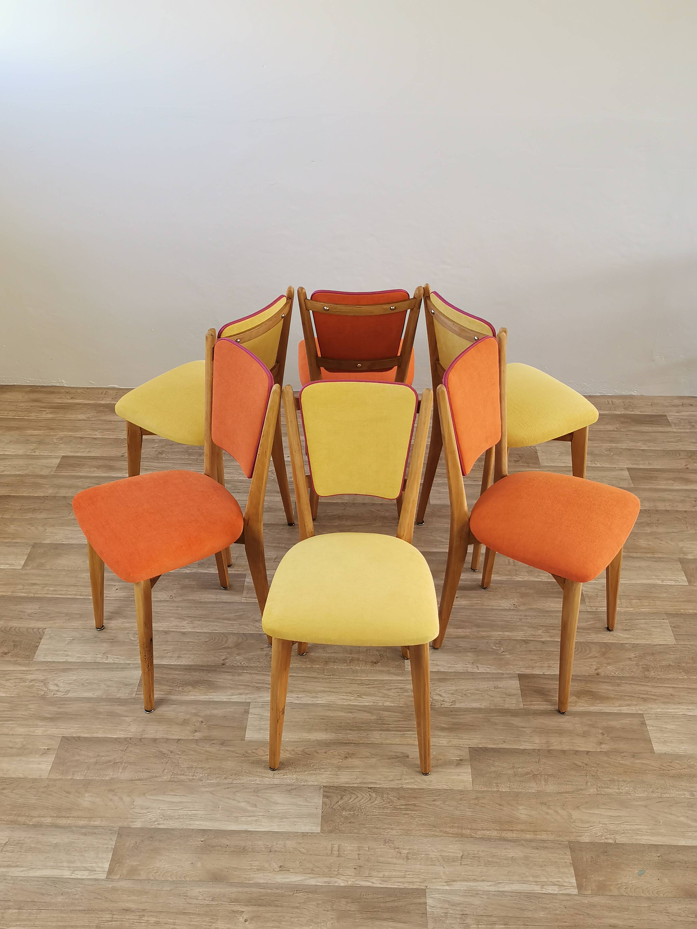 Set of 6 vintage chairs