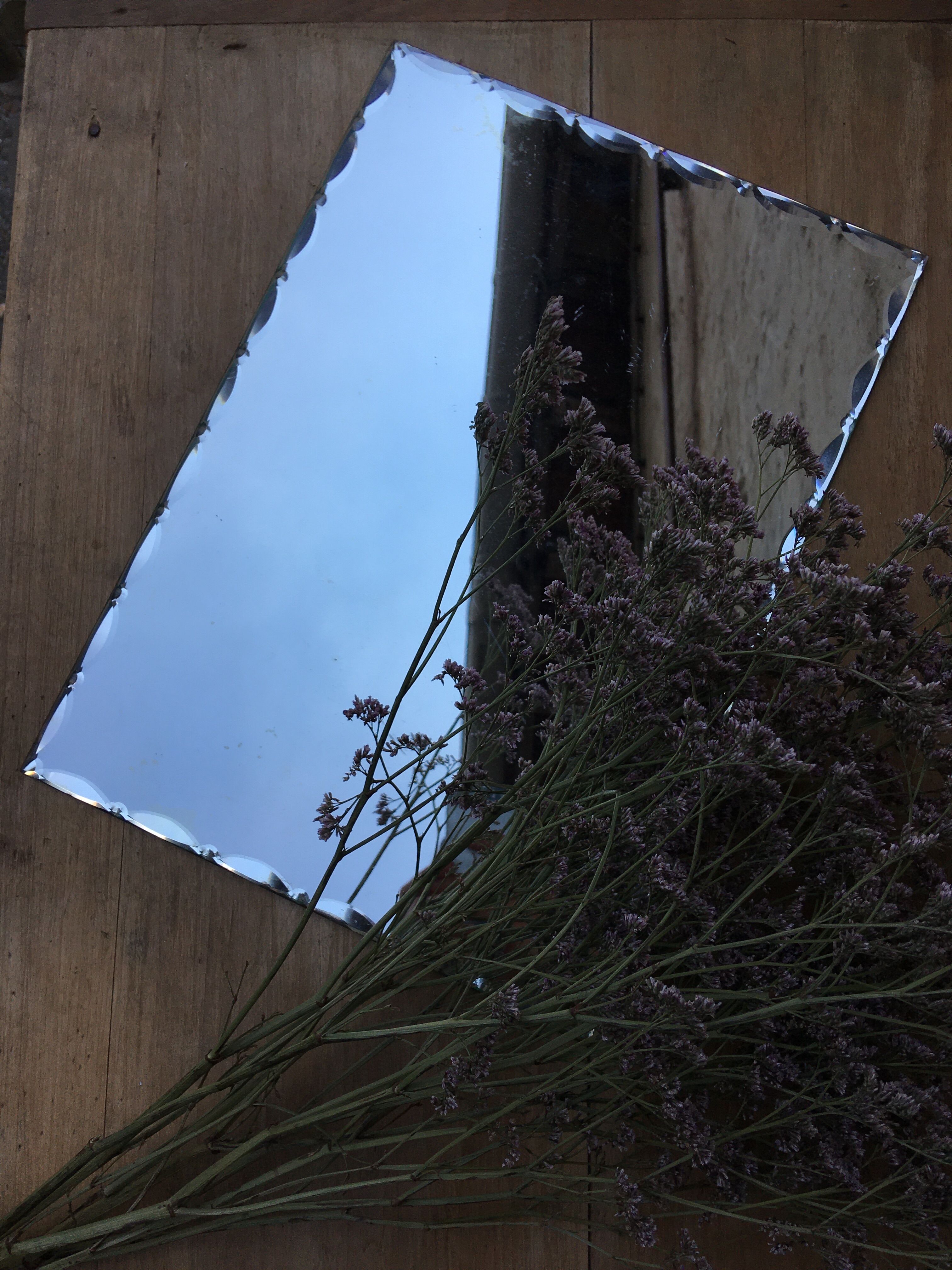 Beveled mirror