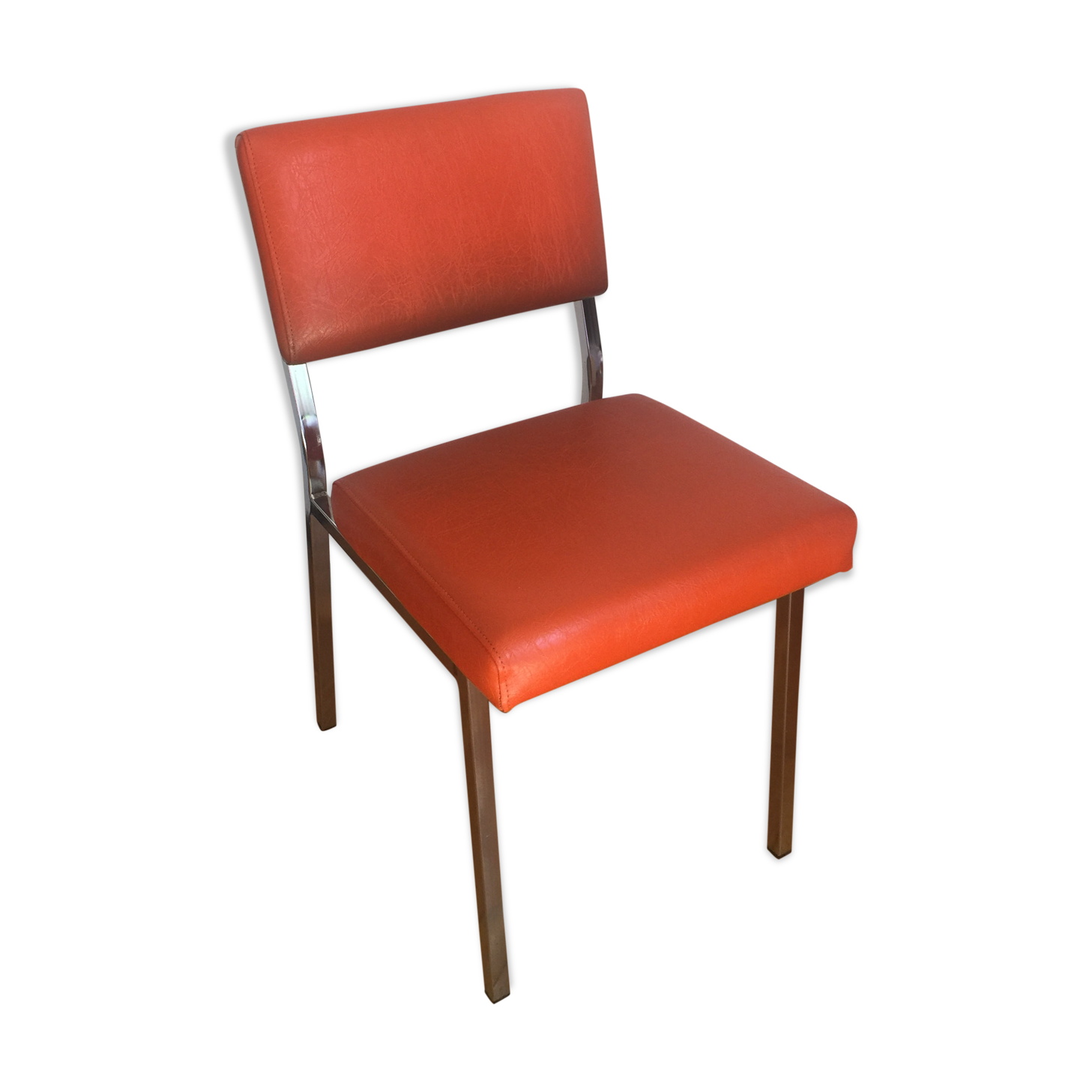 Suite de 4 chaises luges vintage années 70 en métal chromé et skai noir