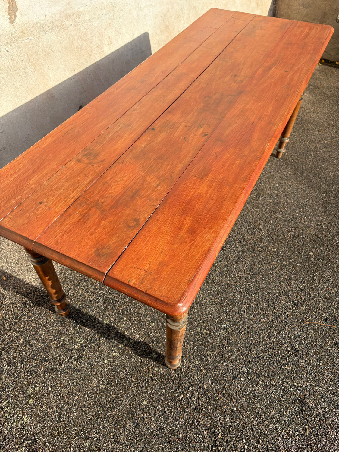 Table de bistrot en sapin