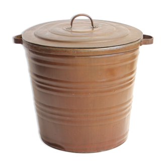 Corbeille en cuivre ou trash can