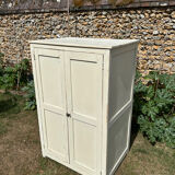 Petite armoire parisienne vintage couleur blanche