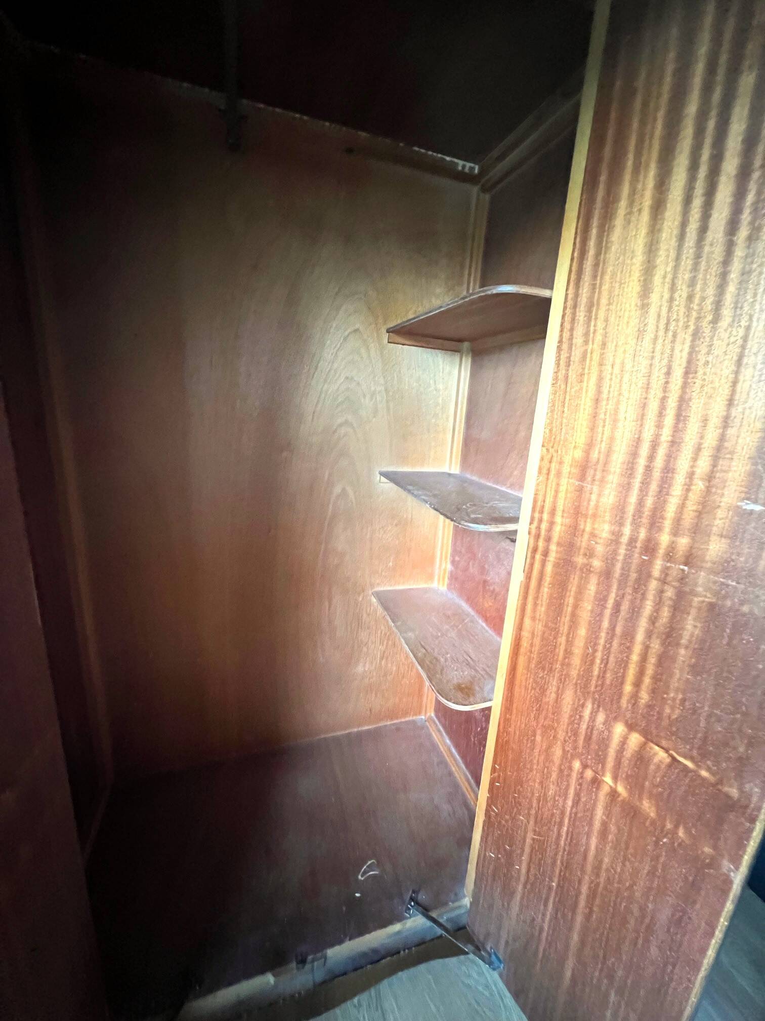 Art deco, English mahogany veneered wardrobe circa 1930