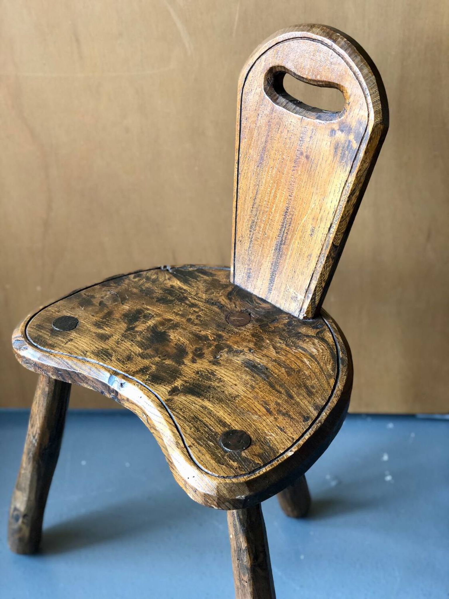 Chaise de traite tripode