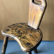 Chaise de traite tripode