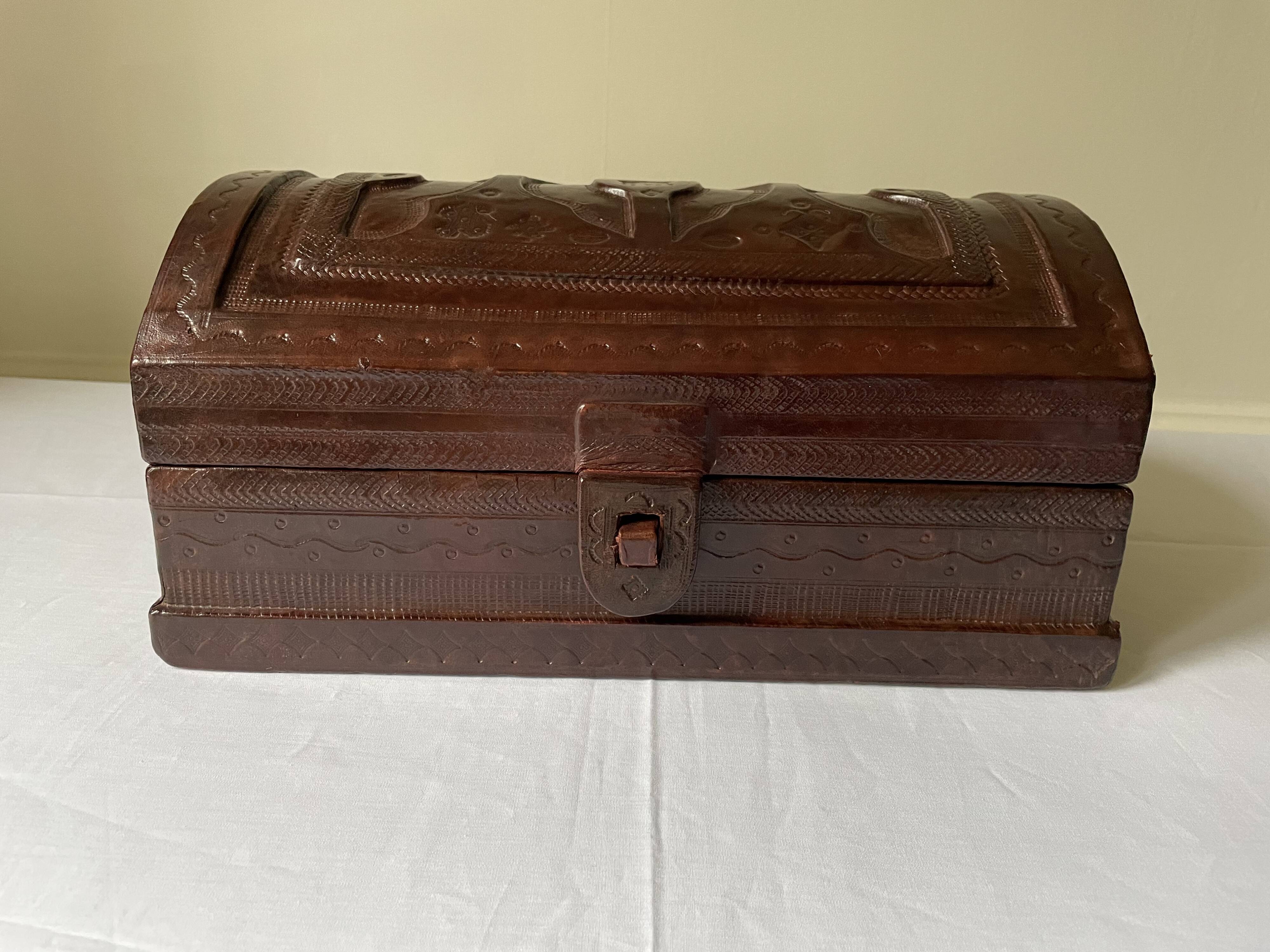 Coffret en cuir embossé Touareg
