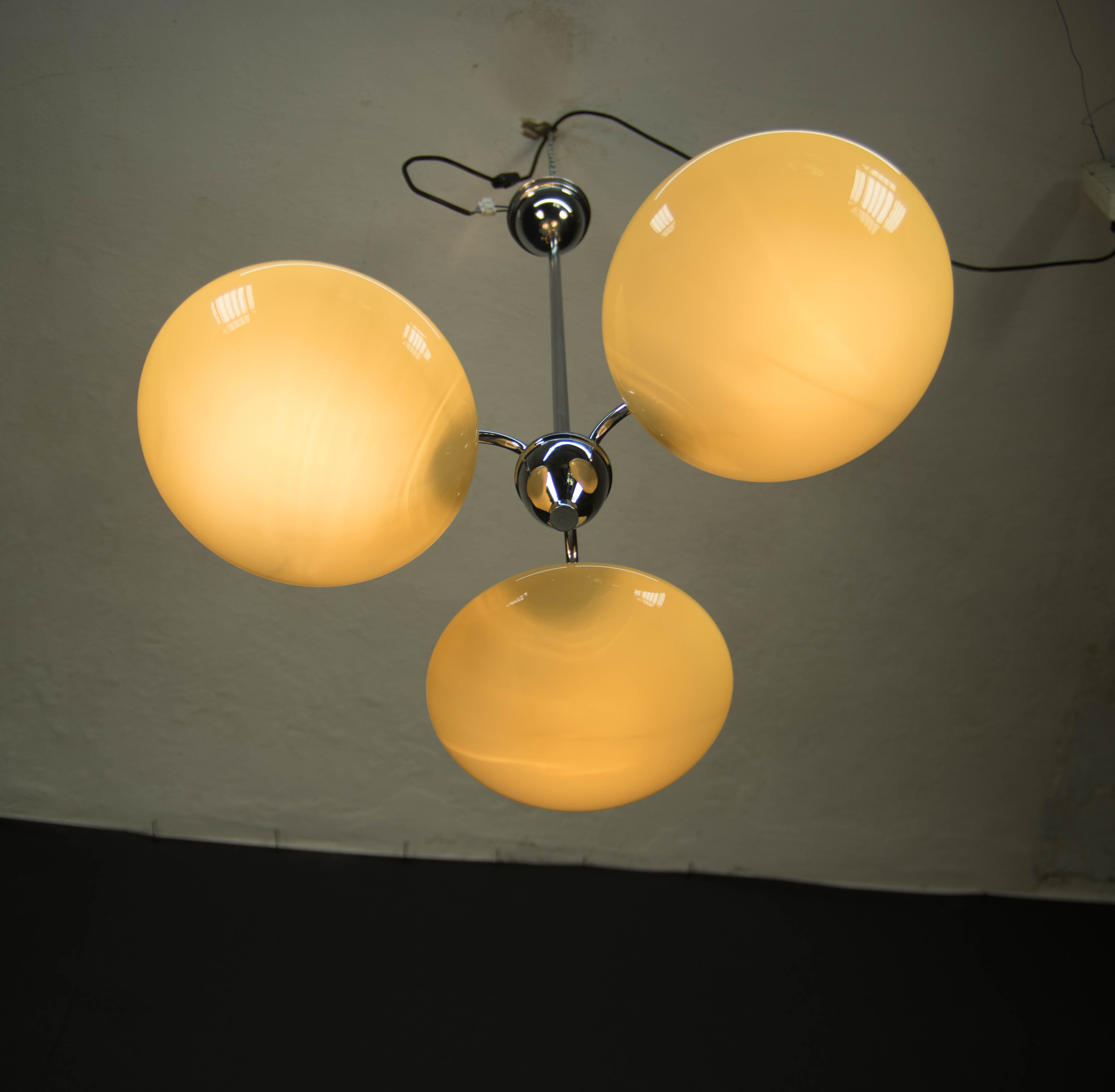 Minimalist 3-flamming Chandelier, 1930s