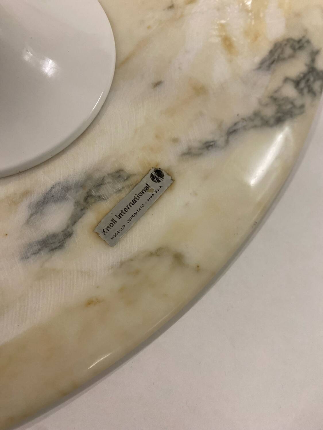 Saarinen Tulip Oval Marble Side Table for Knoll