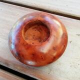 Thuja wood candle holder