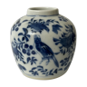 Pot blanc bleu à décor d'oiseaux papillon XIXe signature  4 caractères