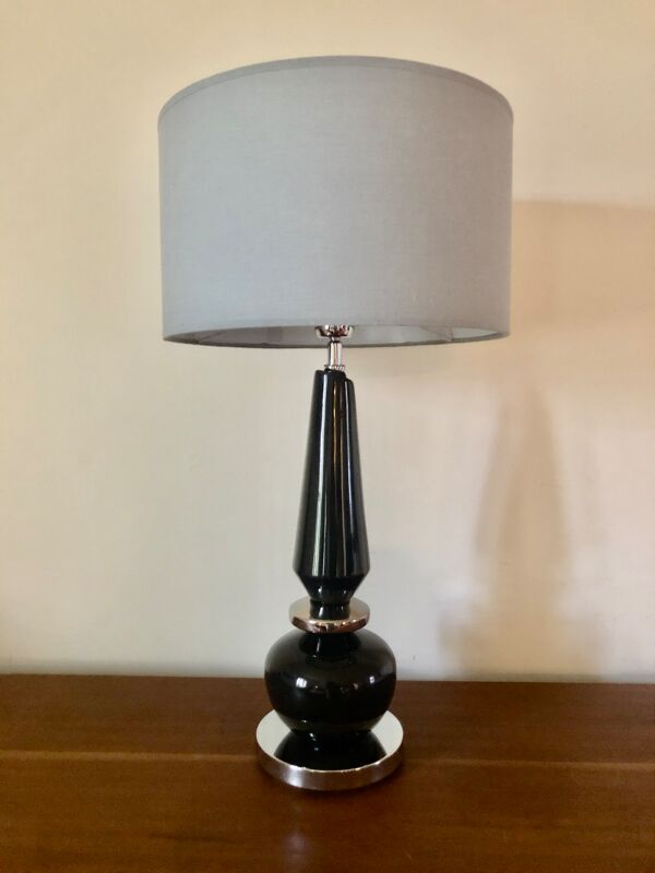 Lampe 1970 verre noir et métal chromé