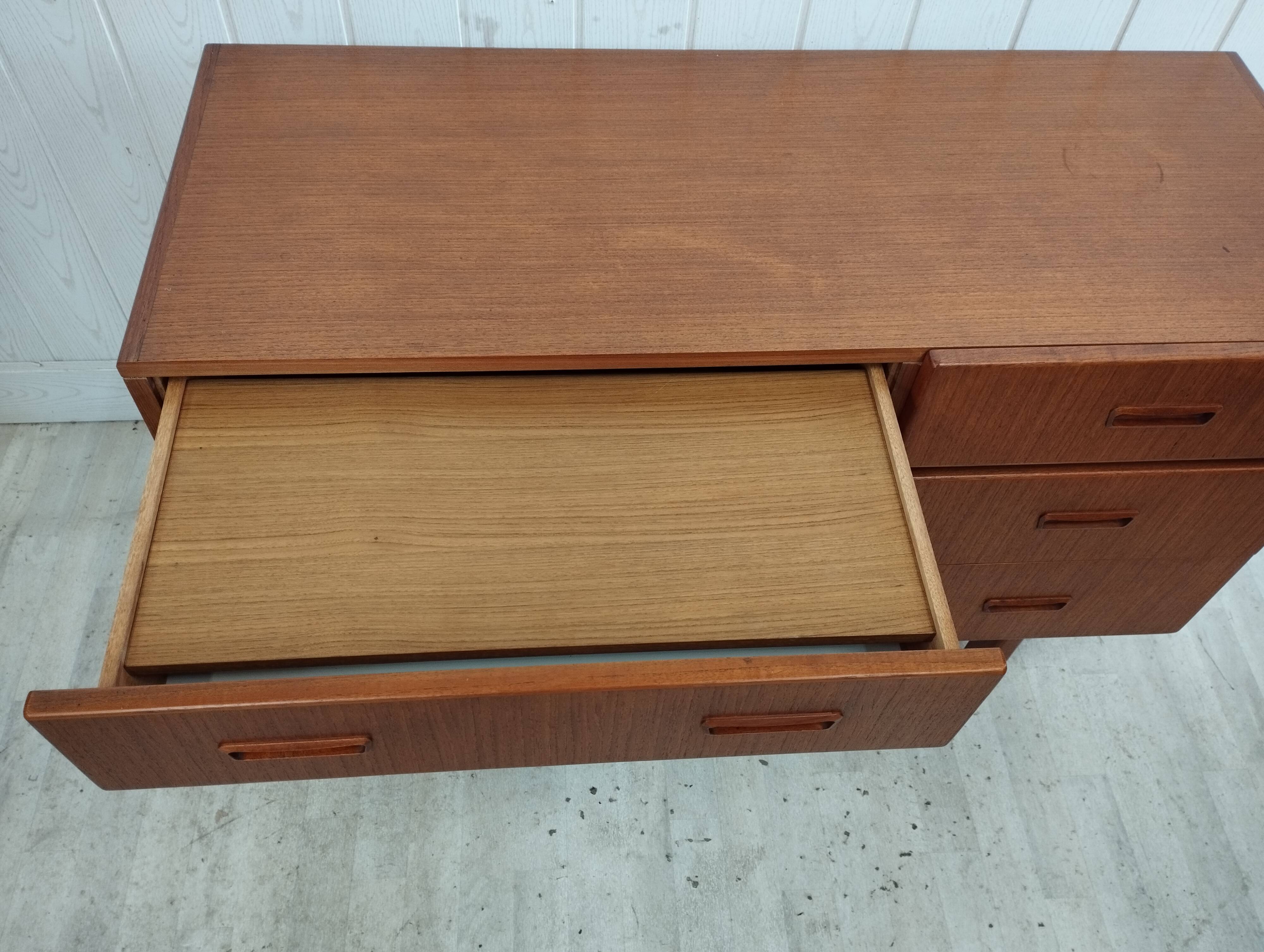 Commode scandinave en teck