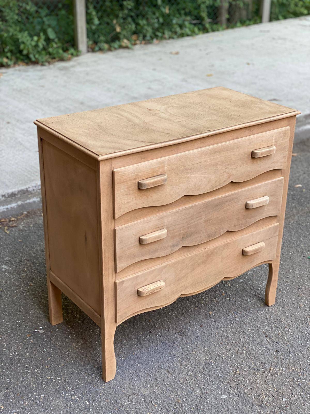 Commode art déco rénovée en bois brut 1930