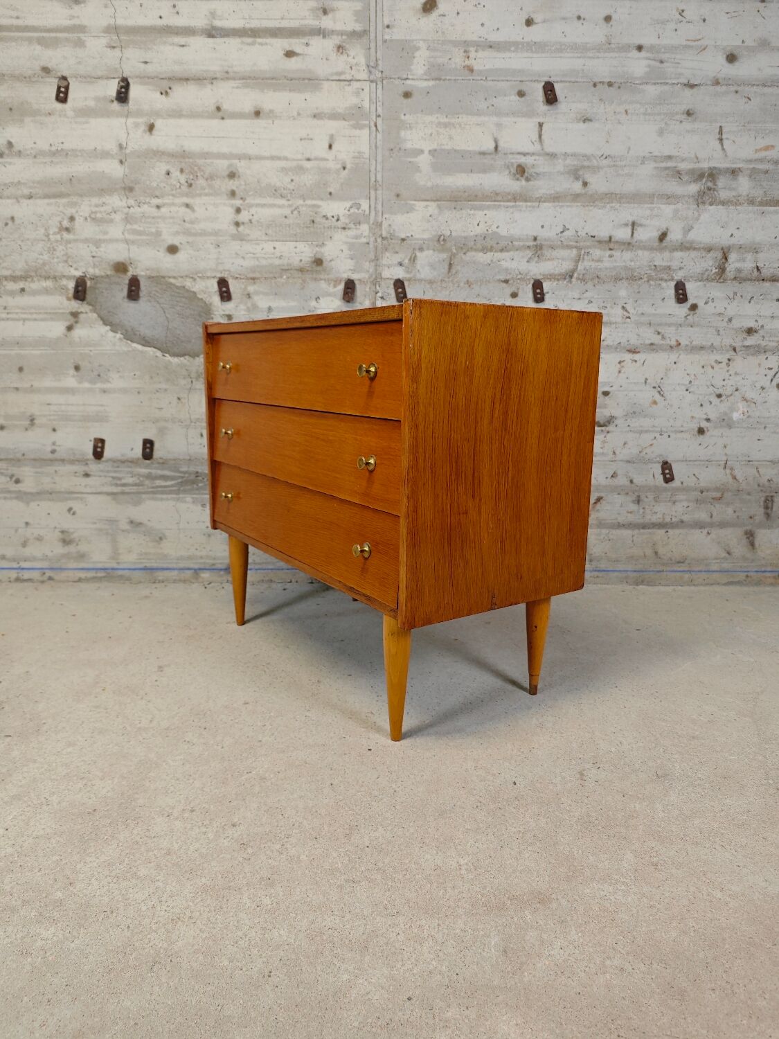 Vintage chest of drawers