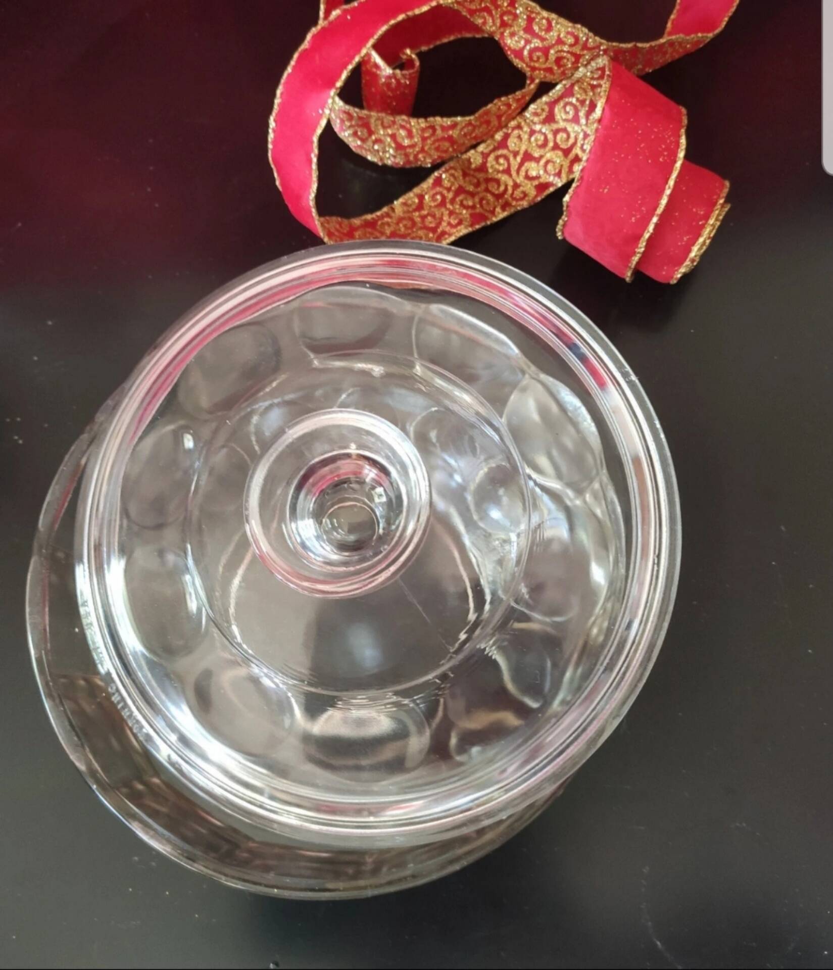 Glass salad bowl + lid