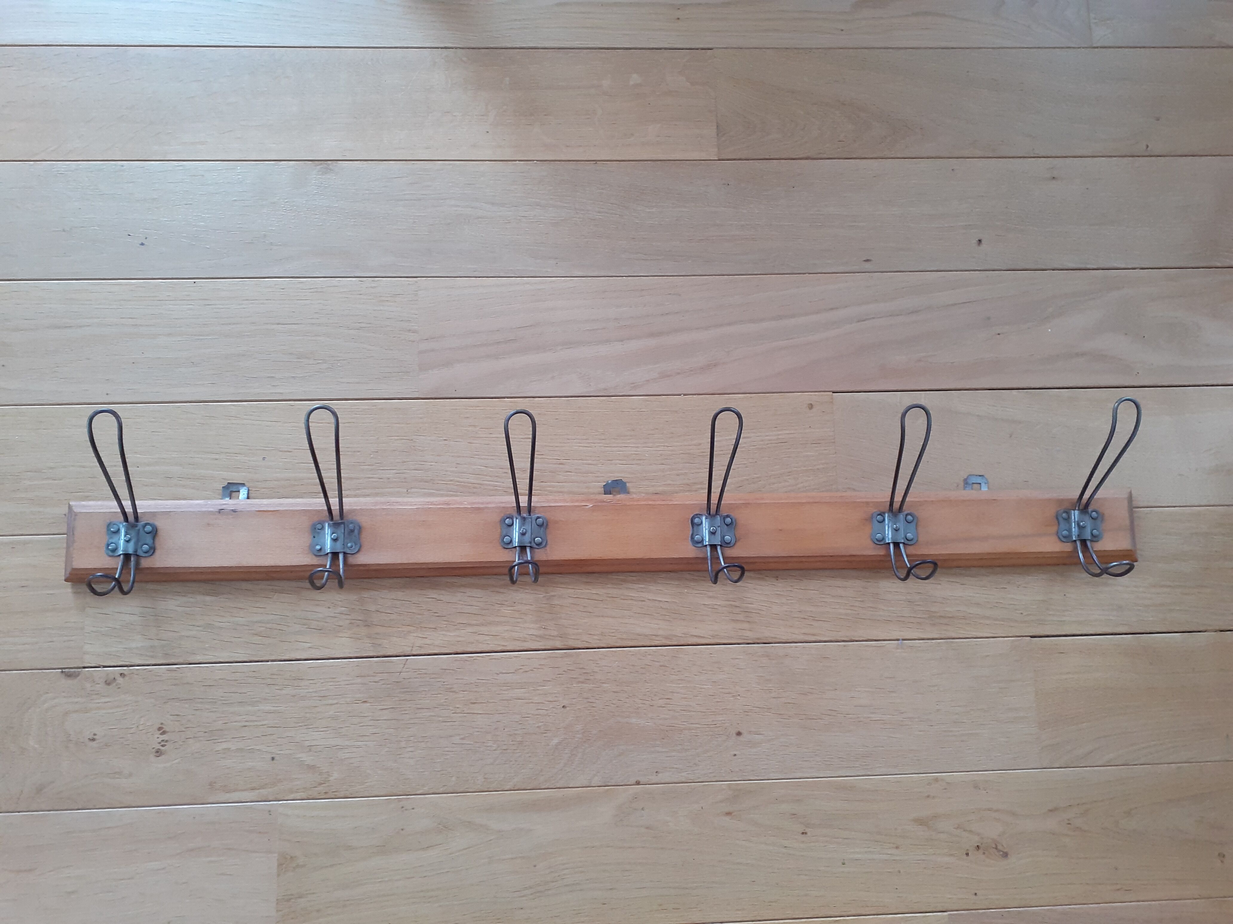 Coat rack 6 hooks school style