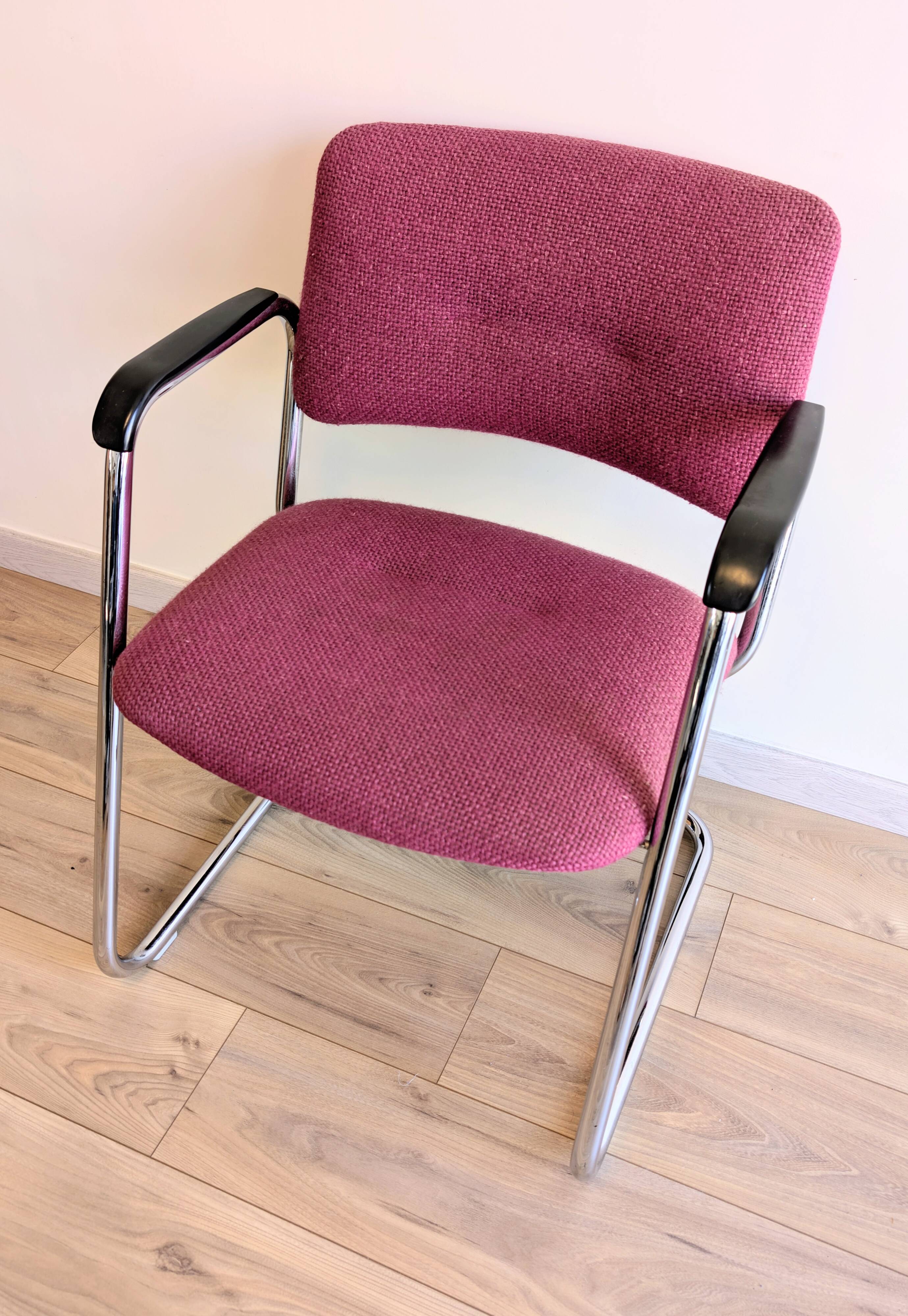 Strafor Steelcase 421 vintage armchair in plum fabric, 1989