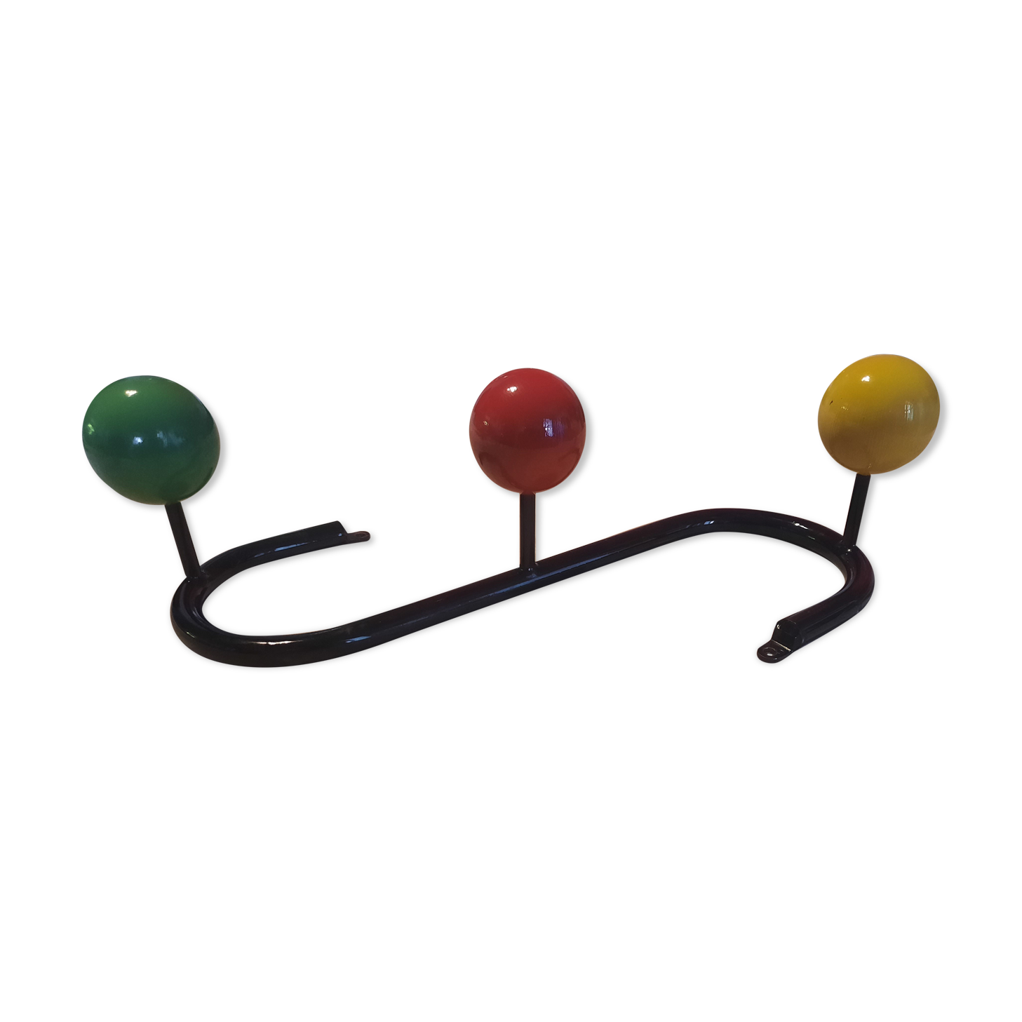 Wall coat rack balls