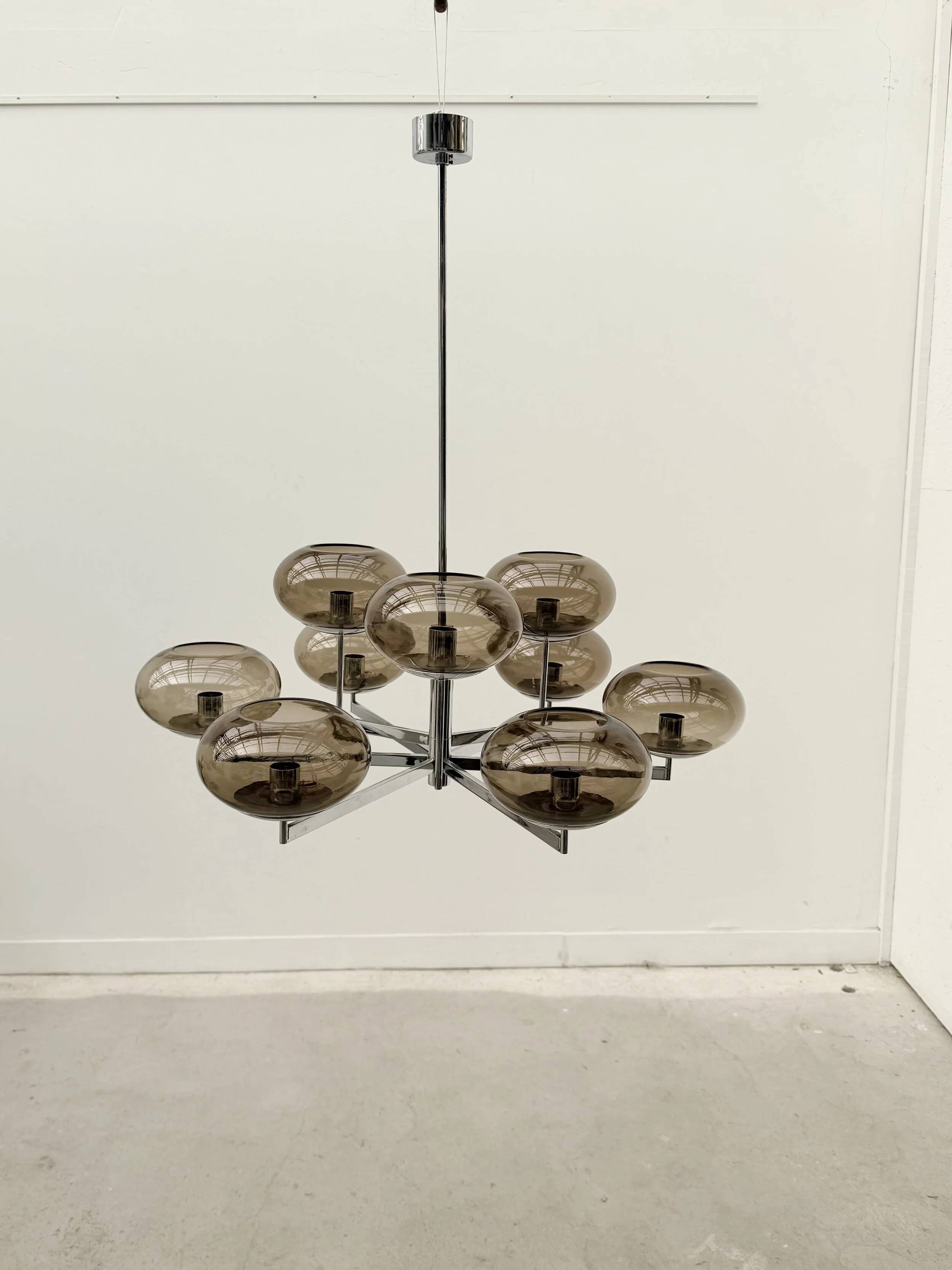 Chandelier by Gaetano Sciolari in chrome and glass, Italy 1970.