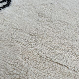 Modern Moroccan berber carpet Beni ouarain 200×320 cm