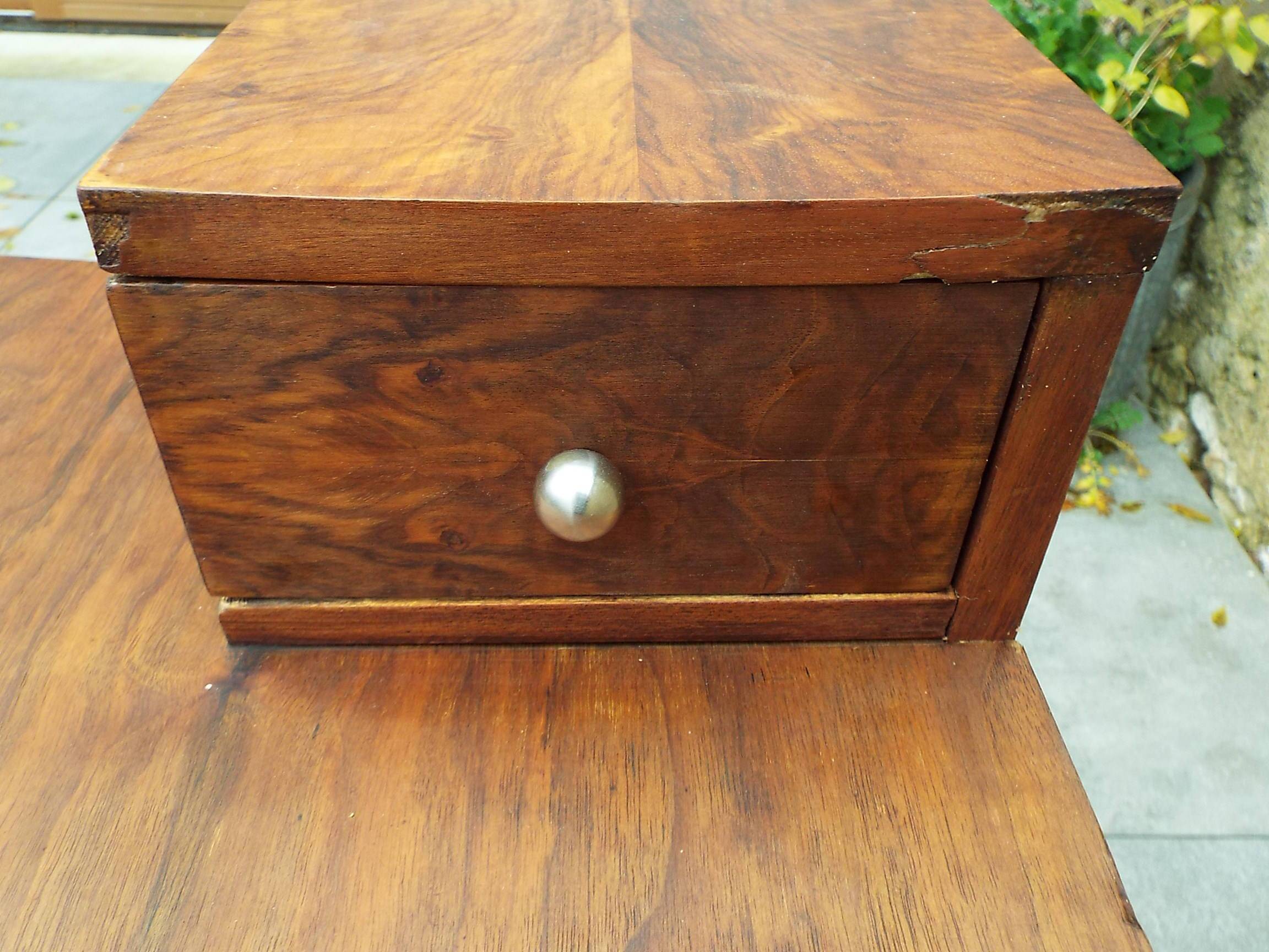 Table de chevet guéridon